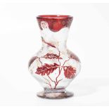 VallerysthalTrois Fontaines/Meurthe et Moselle, um 1900. Vase. Farbloses Glas, reliefiert geätzter