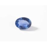 Ungefasster Saphir3.919 ct, Ovalschliff.