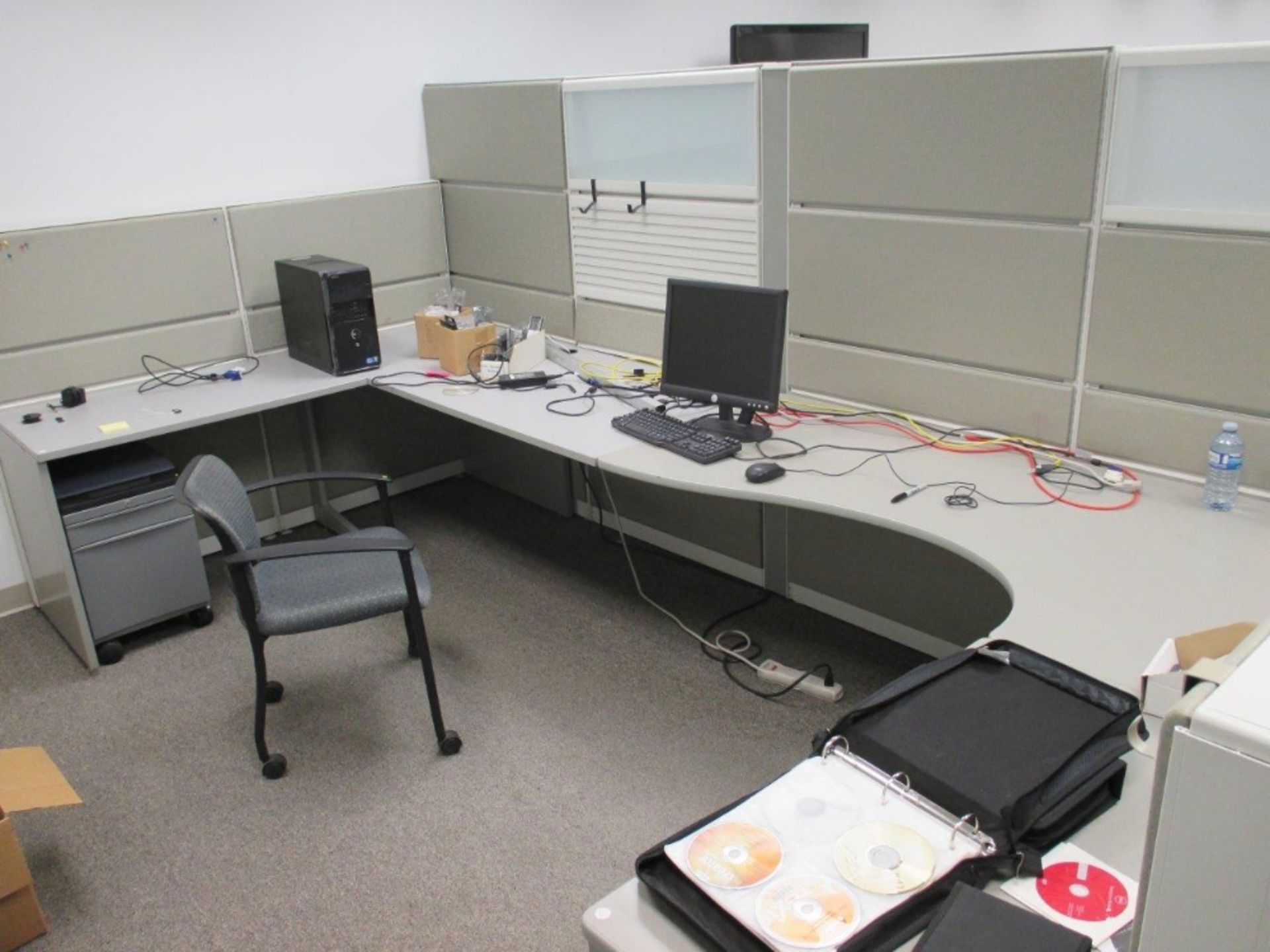 2008 Tecknion 8 Station Work Cubicle System - Image 5 of 6
