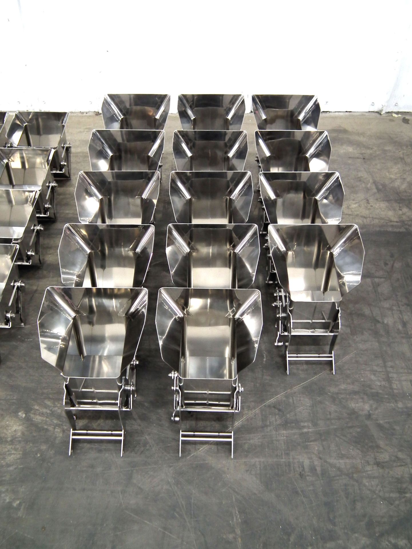 Ishida 14 Head Scale Buckets and Cones for CCW-214 - Image 6 of 10