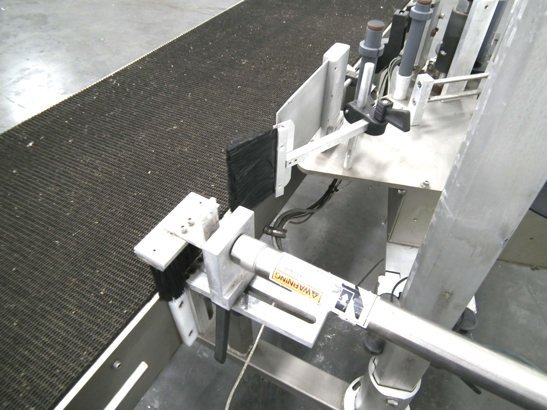 In-Line Labeling Unit with 10' Belt Conveyor - Image 7 of 9