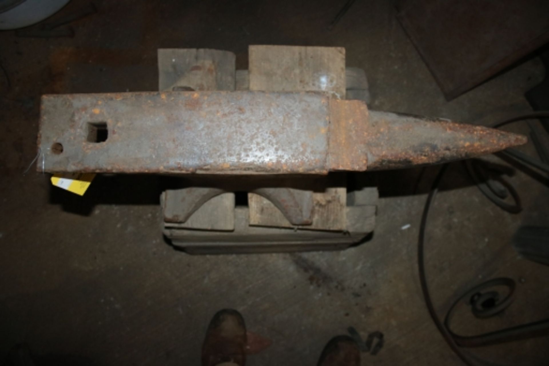 Peter Wright Anvil-170 lbs - Image 5 of 9
