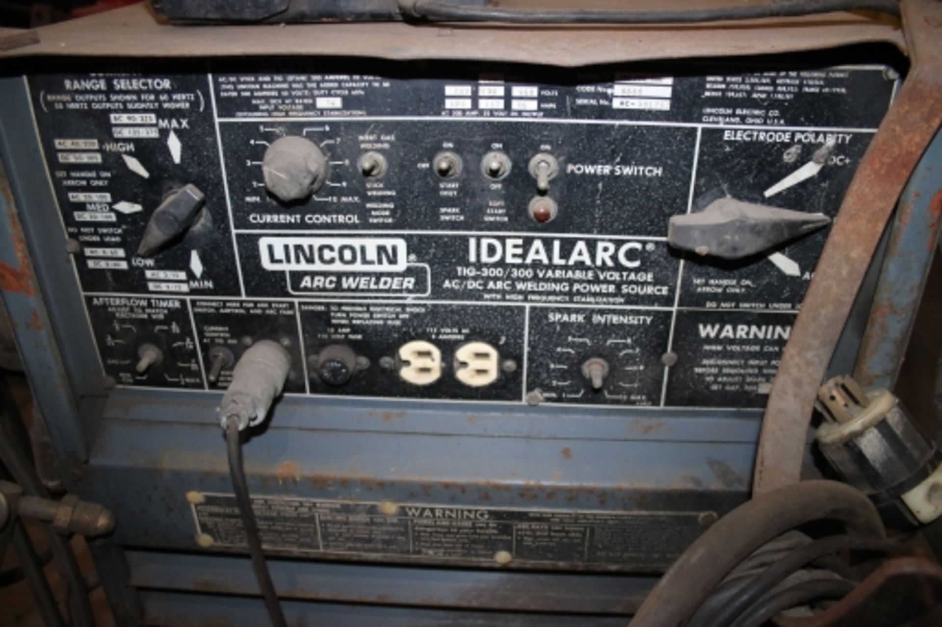 Lincoln Idealarc w/o Tig accessories - Image 2 of 7