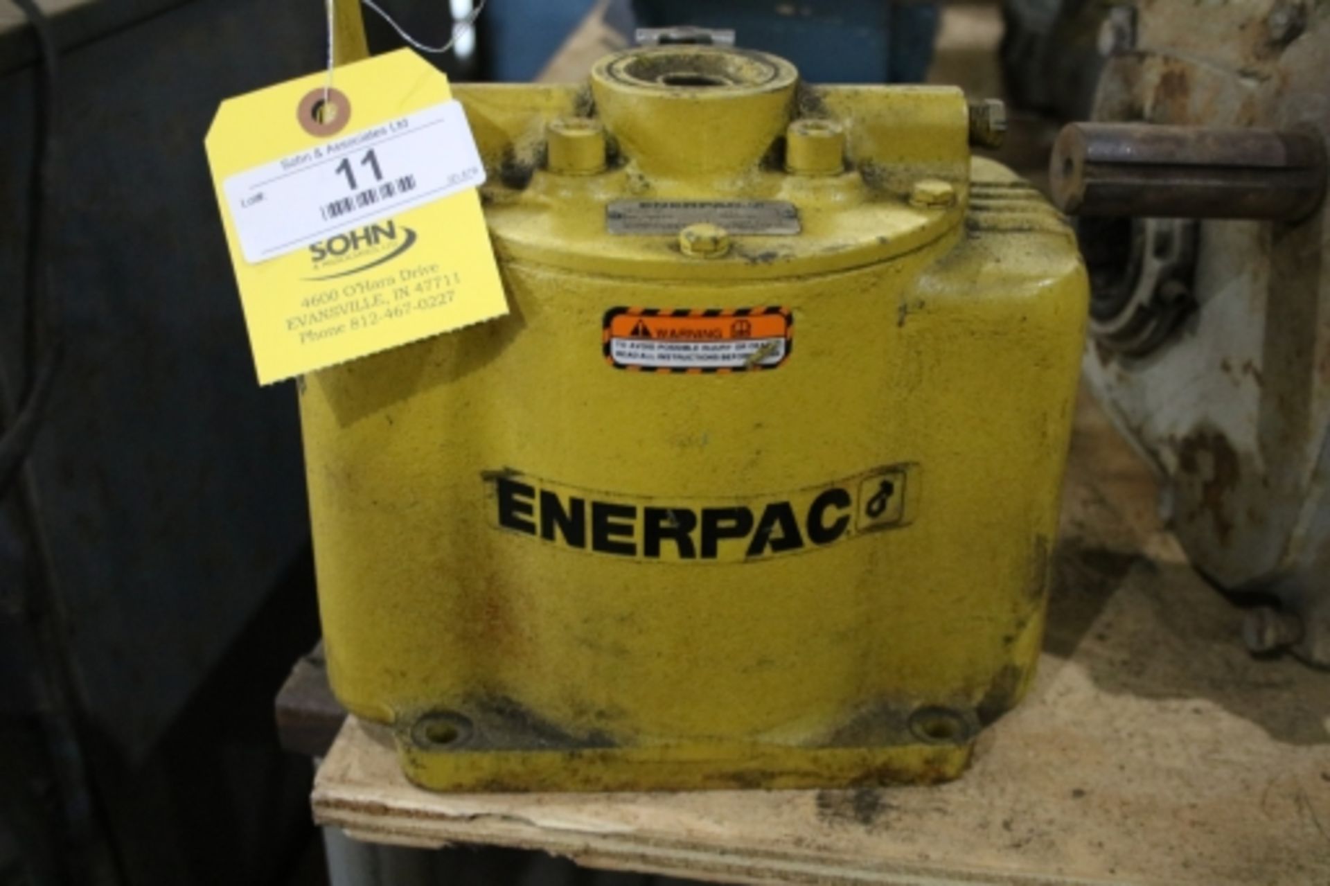 Enerpac P-25 Pump-2500 PSI