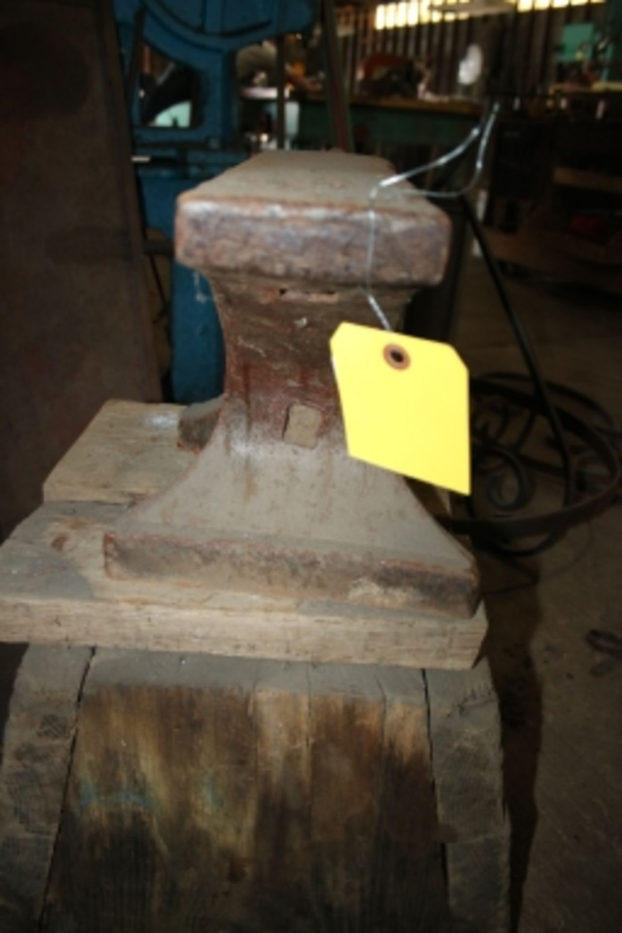 Peter Wright Anvil-170 lbs - Image 7 of 9