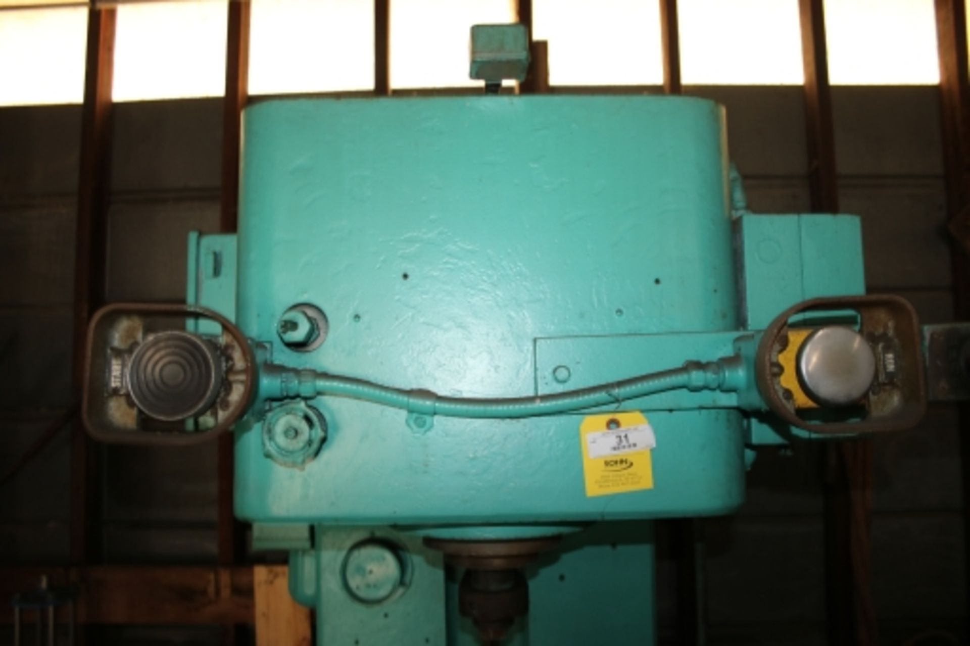 Dennison 10 Ton Hydraulic Press - Image 6 of 10