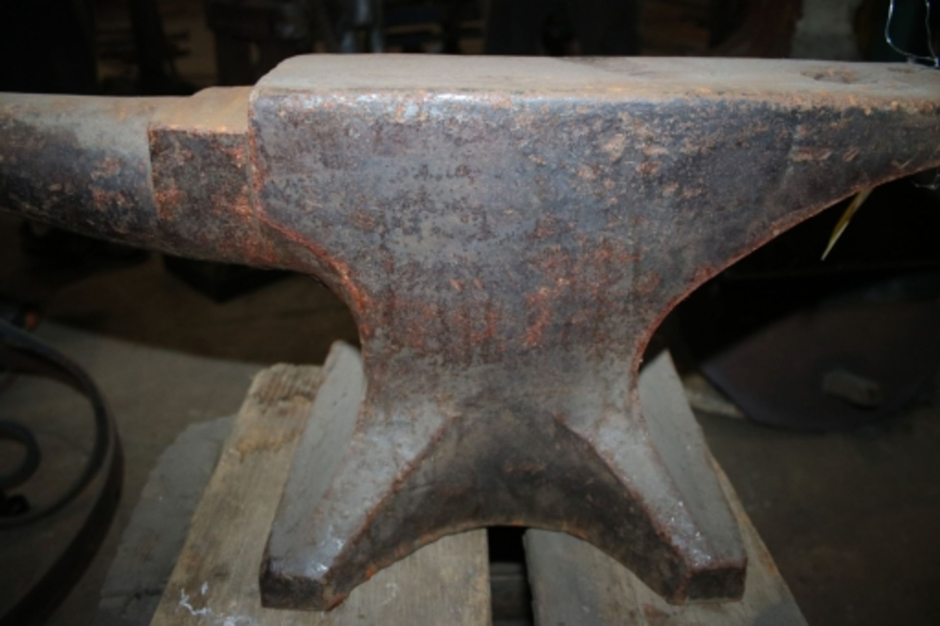 Peter Wright Anvil-170 lbs - Image 6 of 9