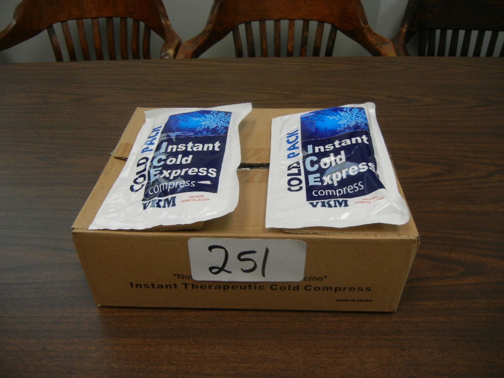 Boxes of Instant Squeeze Ice Pack 16/box, 4 box/case VKM#MC16 - Image 2 of 2