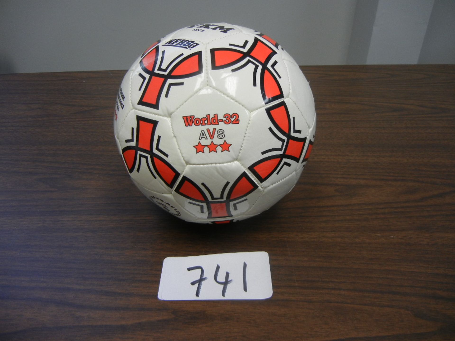 Soccer Ball, NFHS, Sewn TACKY PU, Synth. Leather, Waterproof 70 Size 3, 60 Size 4, 10 Size 5 VKM