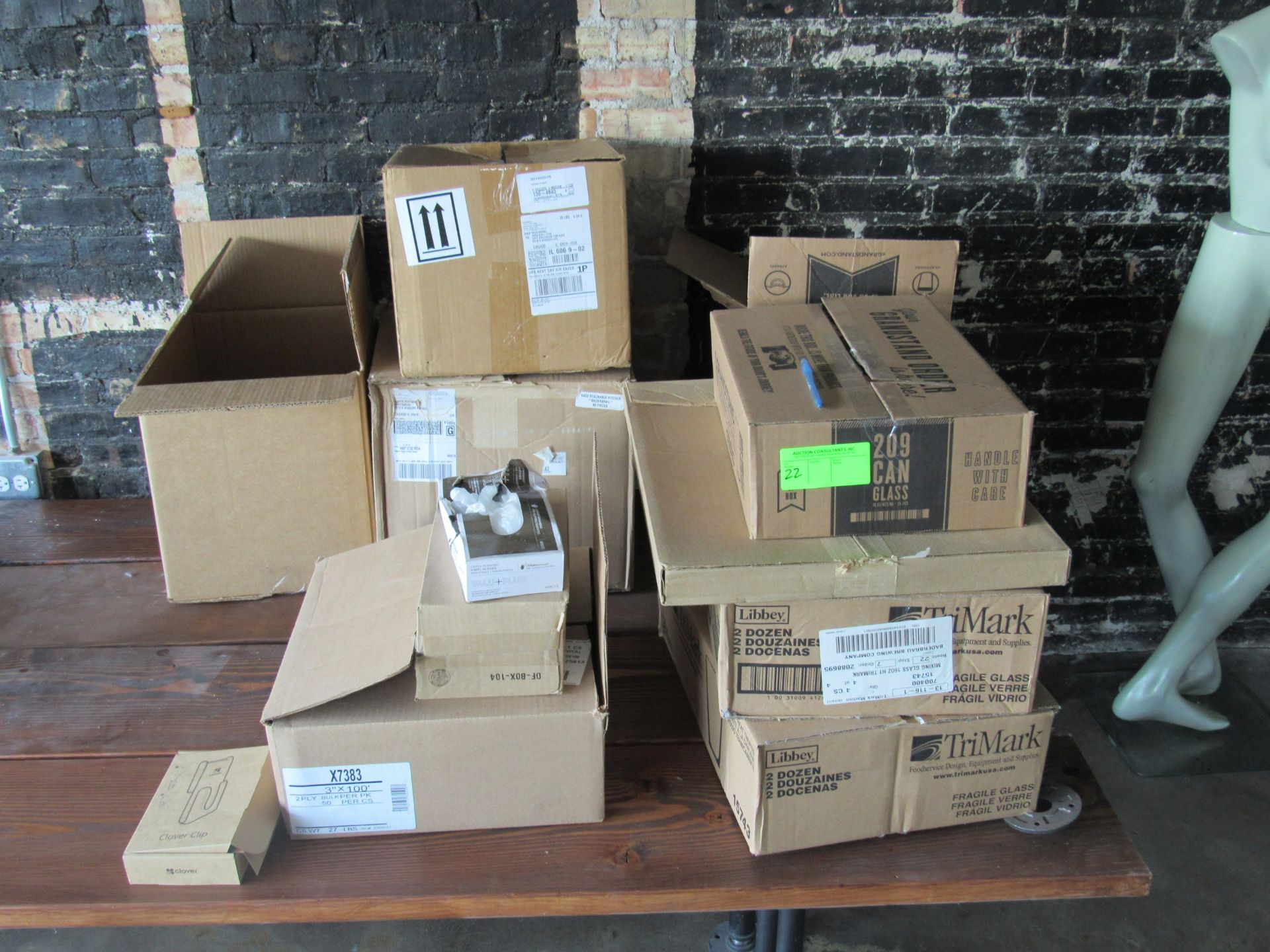 LOT OF: MISC CASES OF GLASSWARE