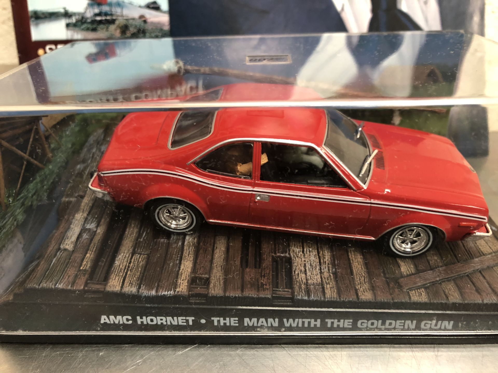 James Bond Collectors Car and Brochure No28 - Image 2 of 2