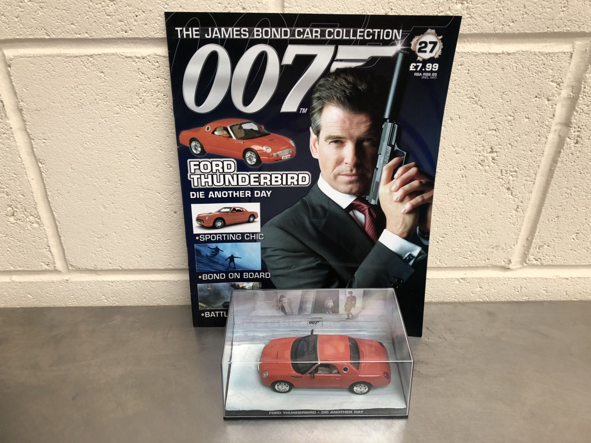James Bond Collectors Car and Brochure No27