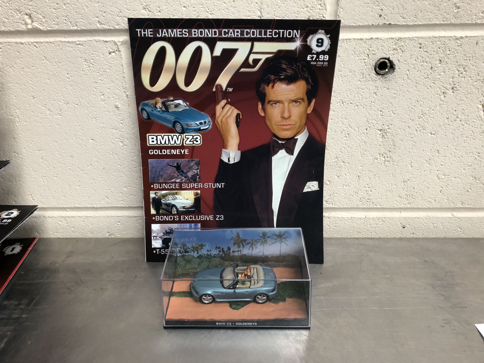 James Bond Collectors Car and Brochure No9