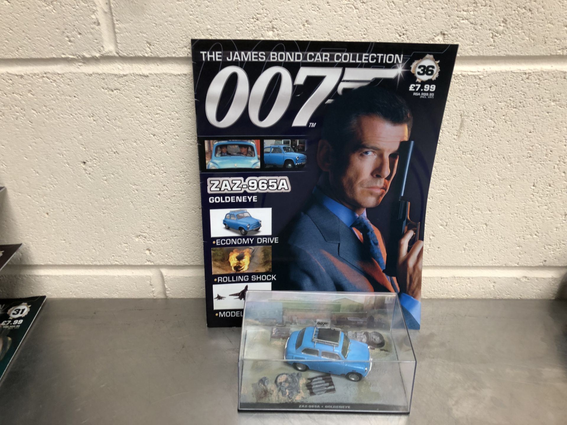 James Bond Collectors Car and Brochure No36