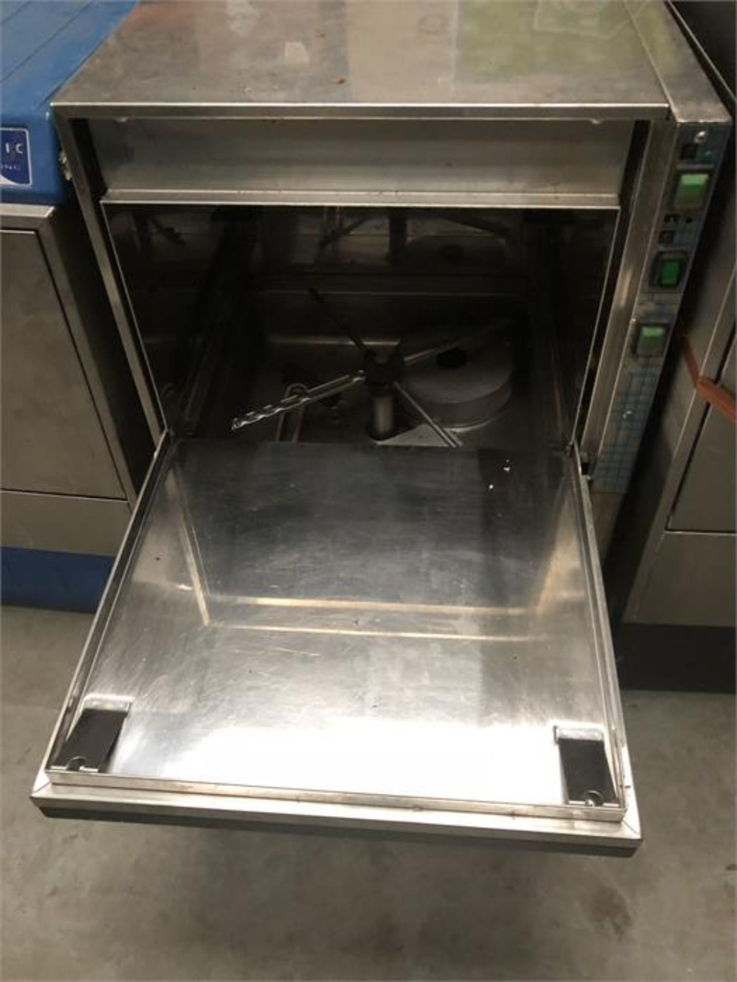 Univerbar undercounter dishwasher - Image 2 of 2