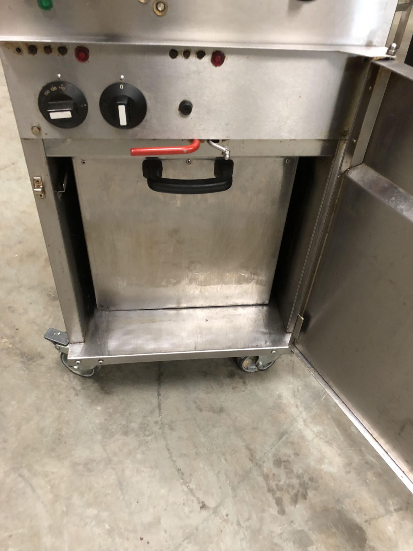 Valantine Double Fryer on Wheels - Image 2 of 2