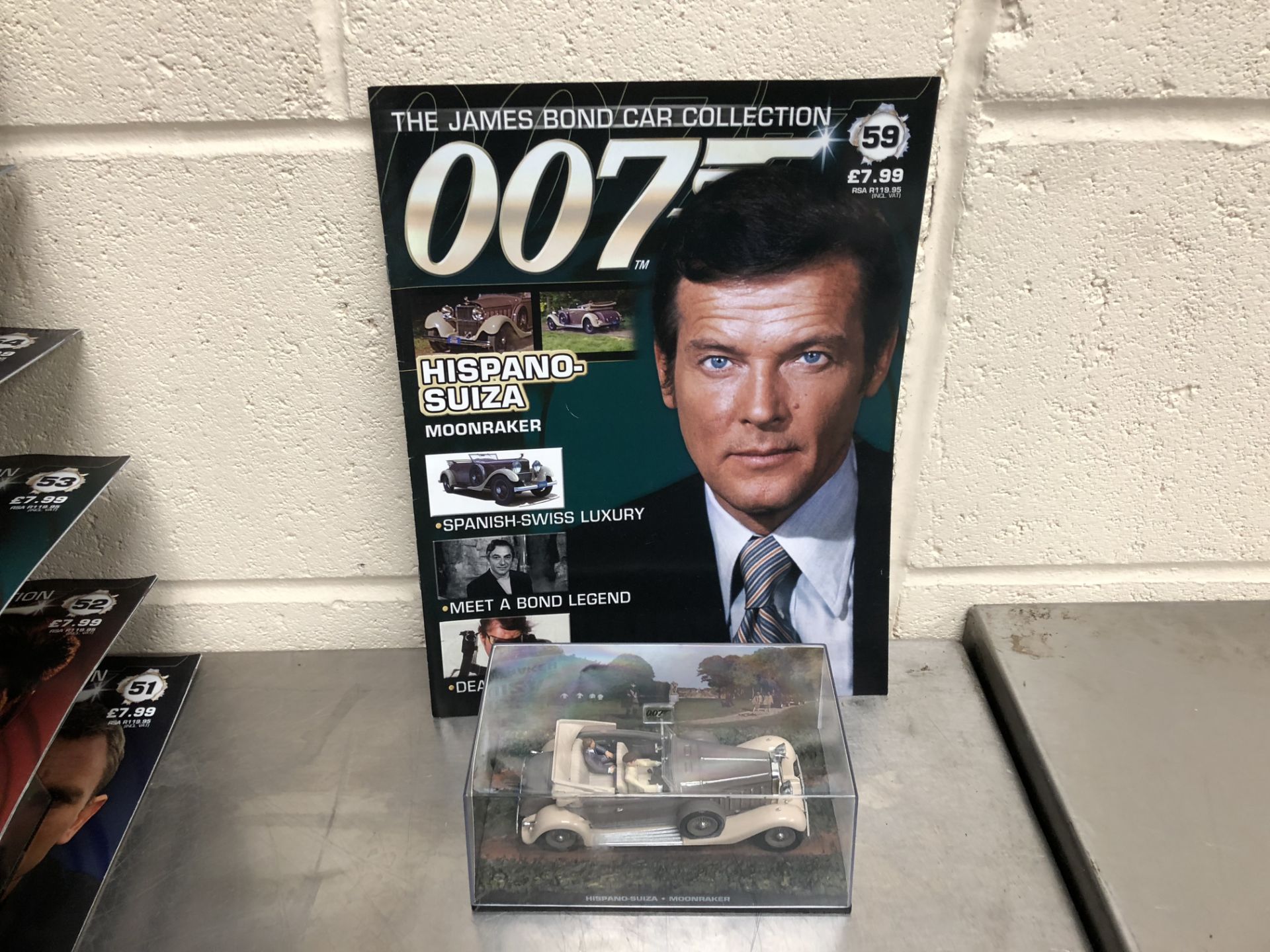 James Bond Collectors Car and Brochure No59