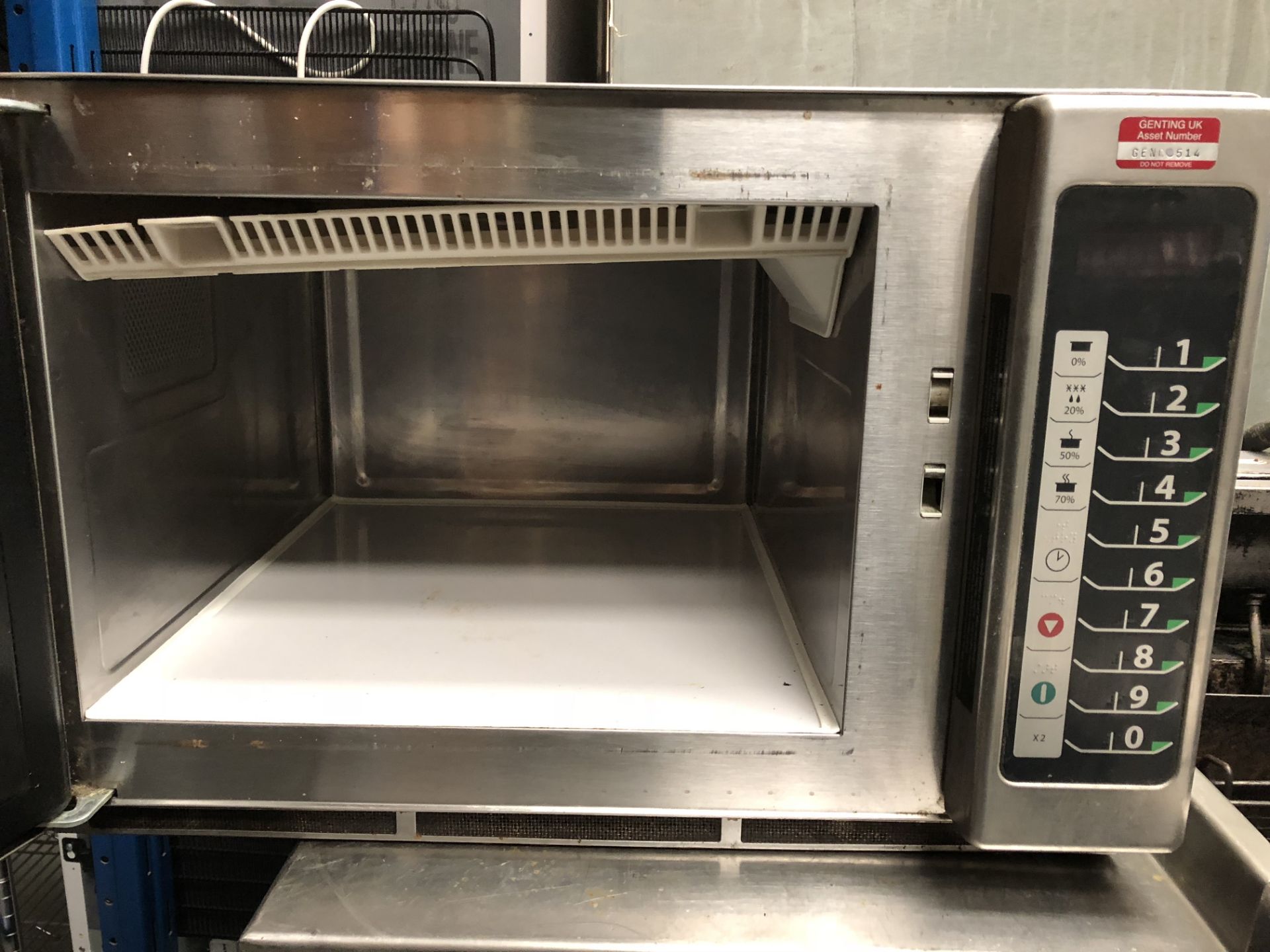 Menumaster Microwave 1800 watts - Image 2 of 2