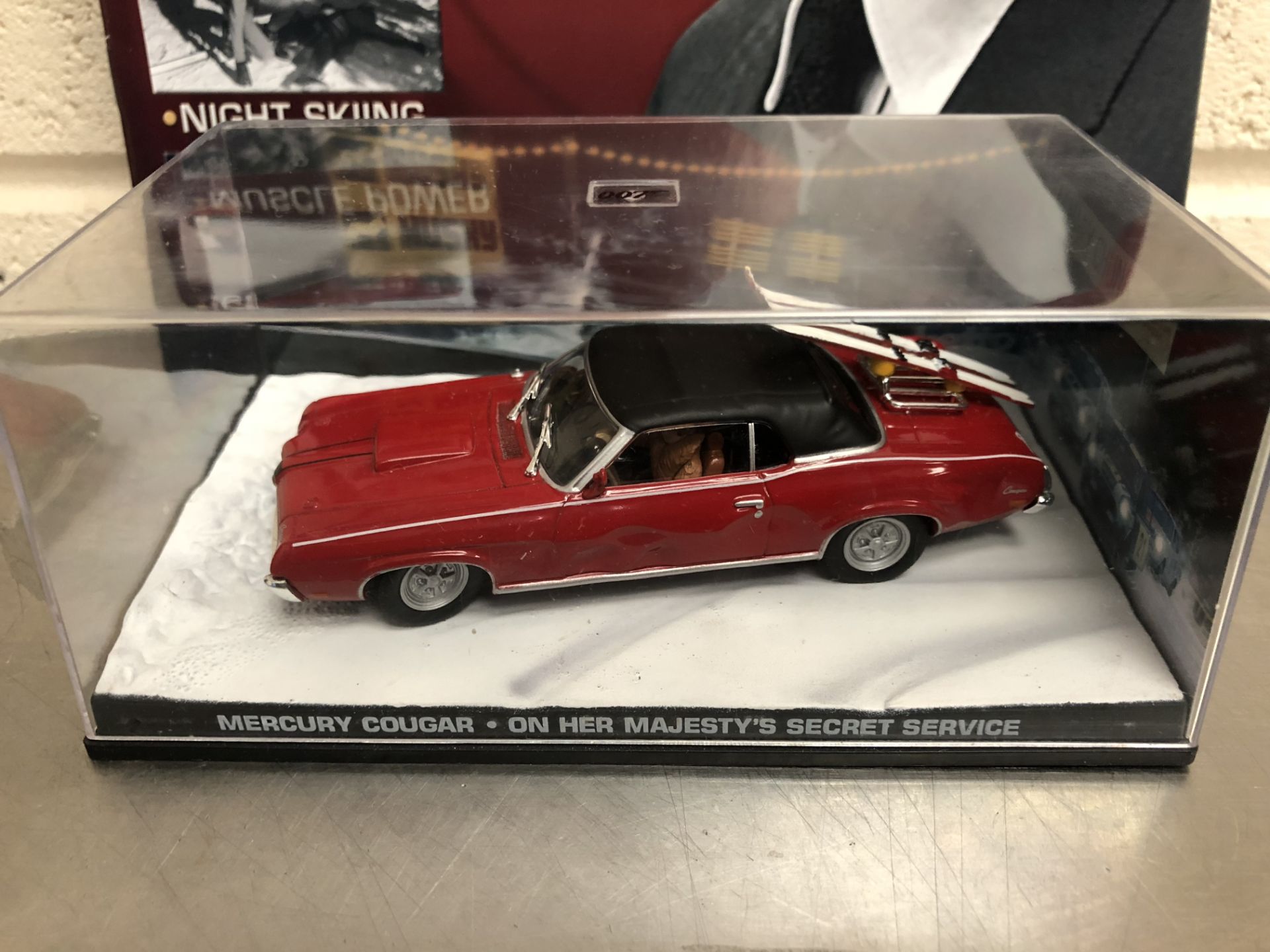 James Bond Collectors Car and Brochure No21 - Image 2 of 2