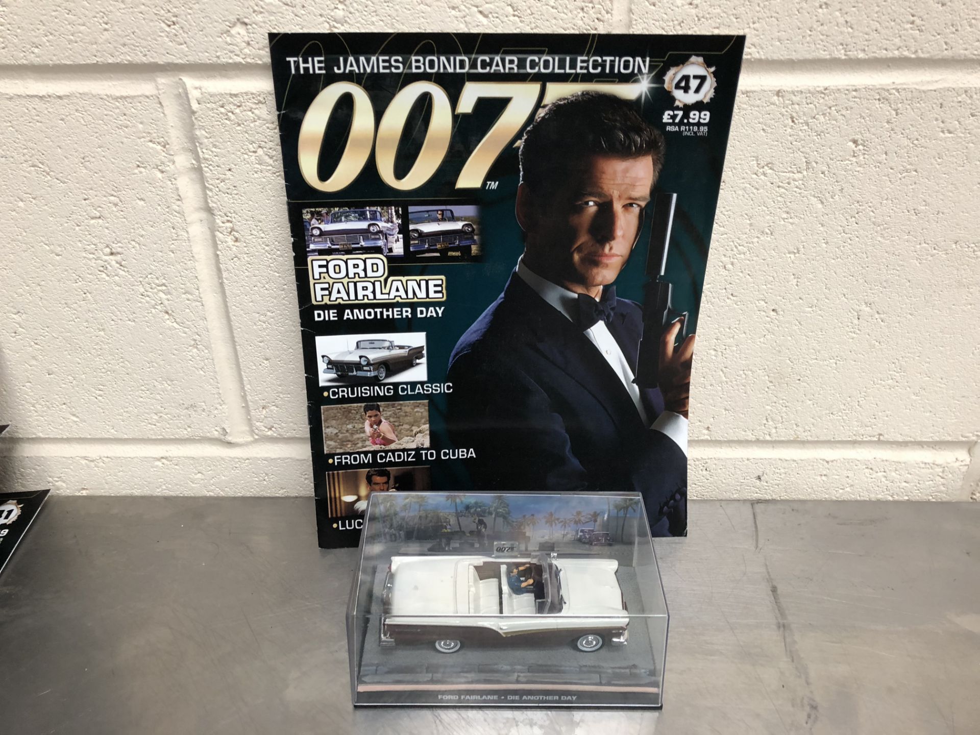 James Bond Collectors Car and Brochure No47