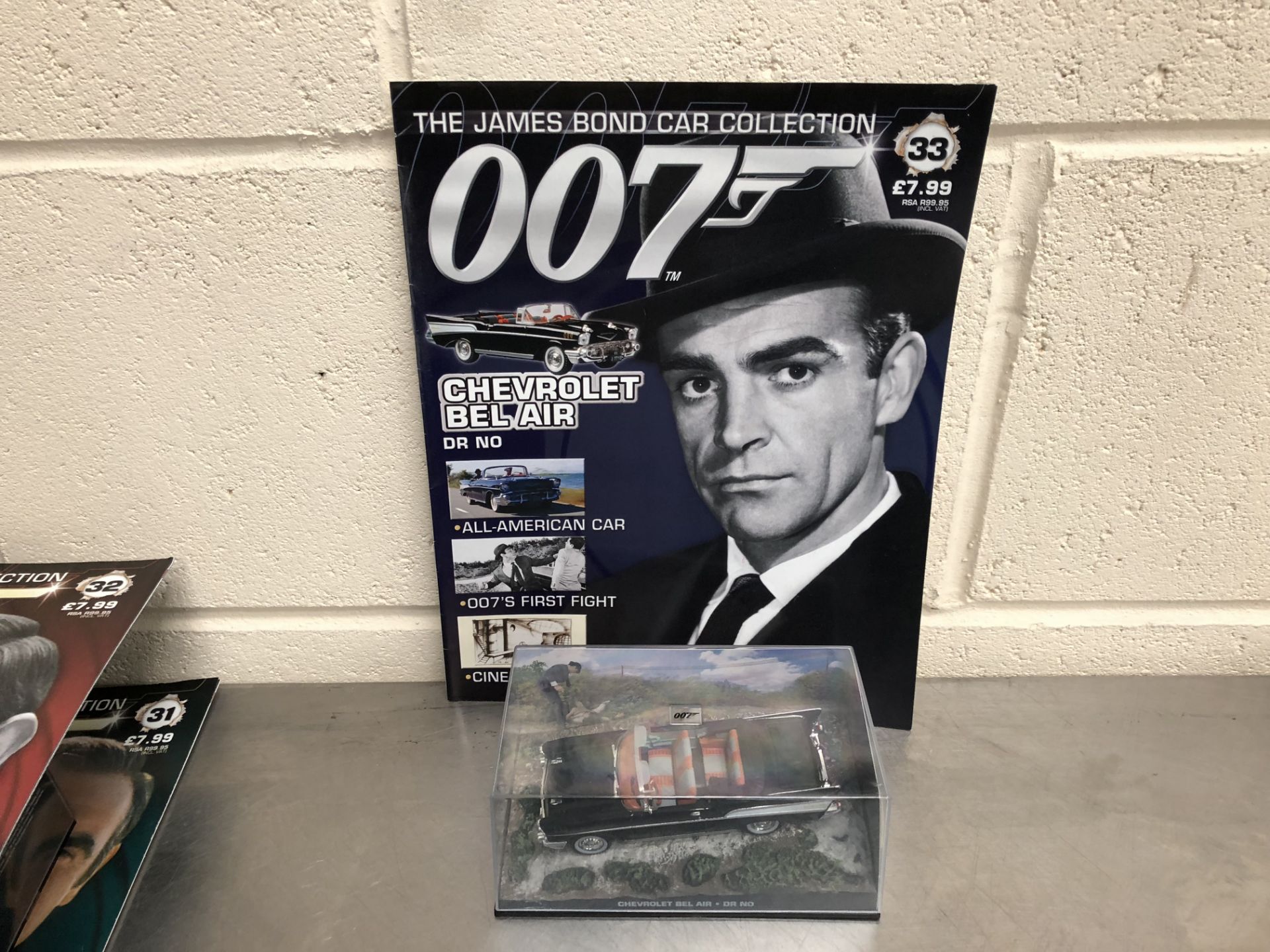 James Bond Collectors Car and Brochure No33