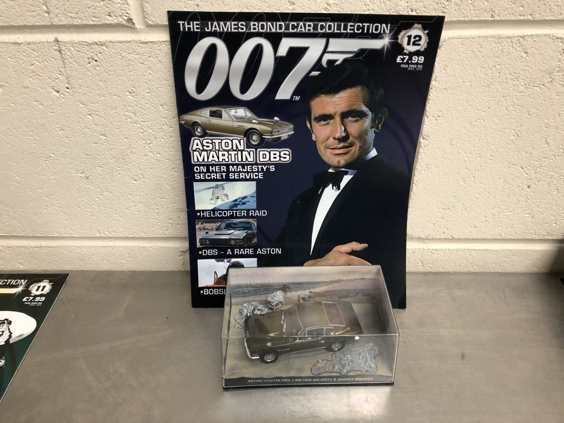 James Bond Collectors Car and Brochure No12