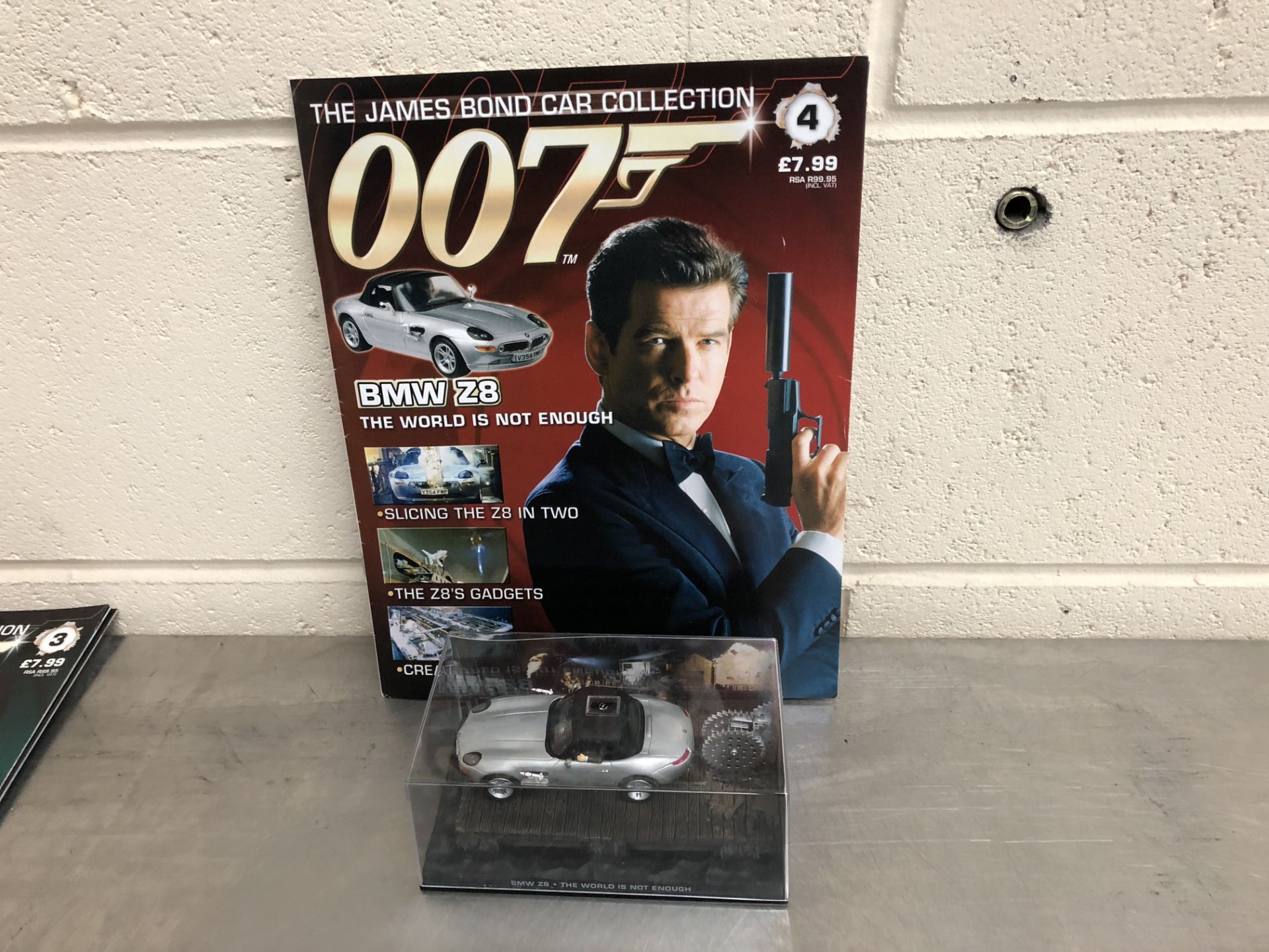 James Bond Collectors Car and Brochure No4 ....