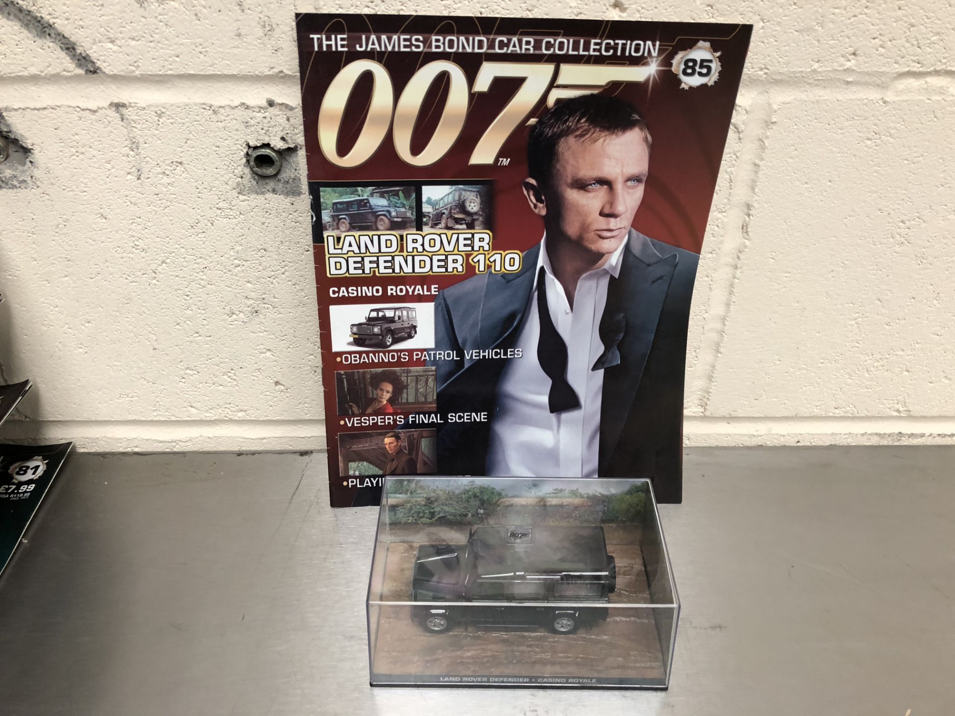 James Bond Collectors Car and Brochure No 85