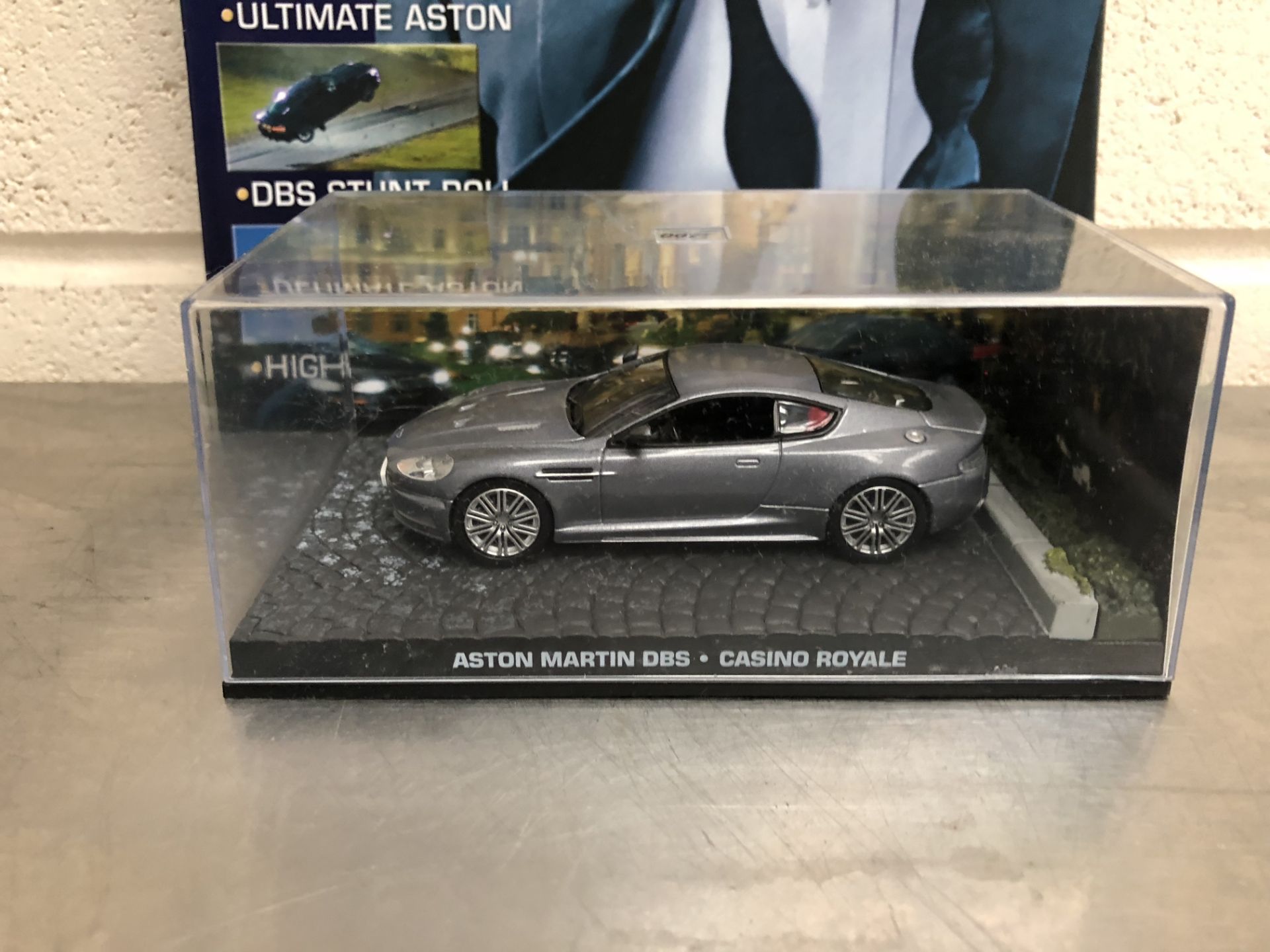 James Bond Collectors Car and Brochure No20 - Image 2 of 2