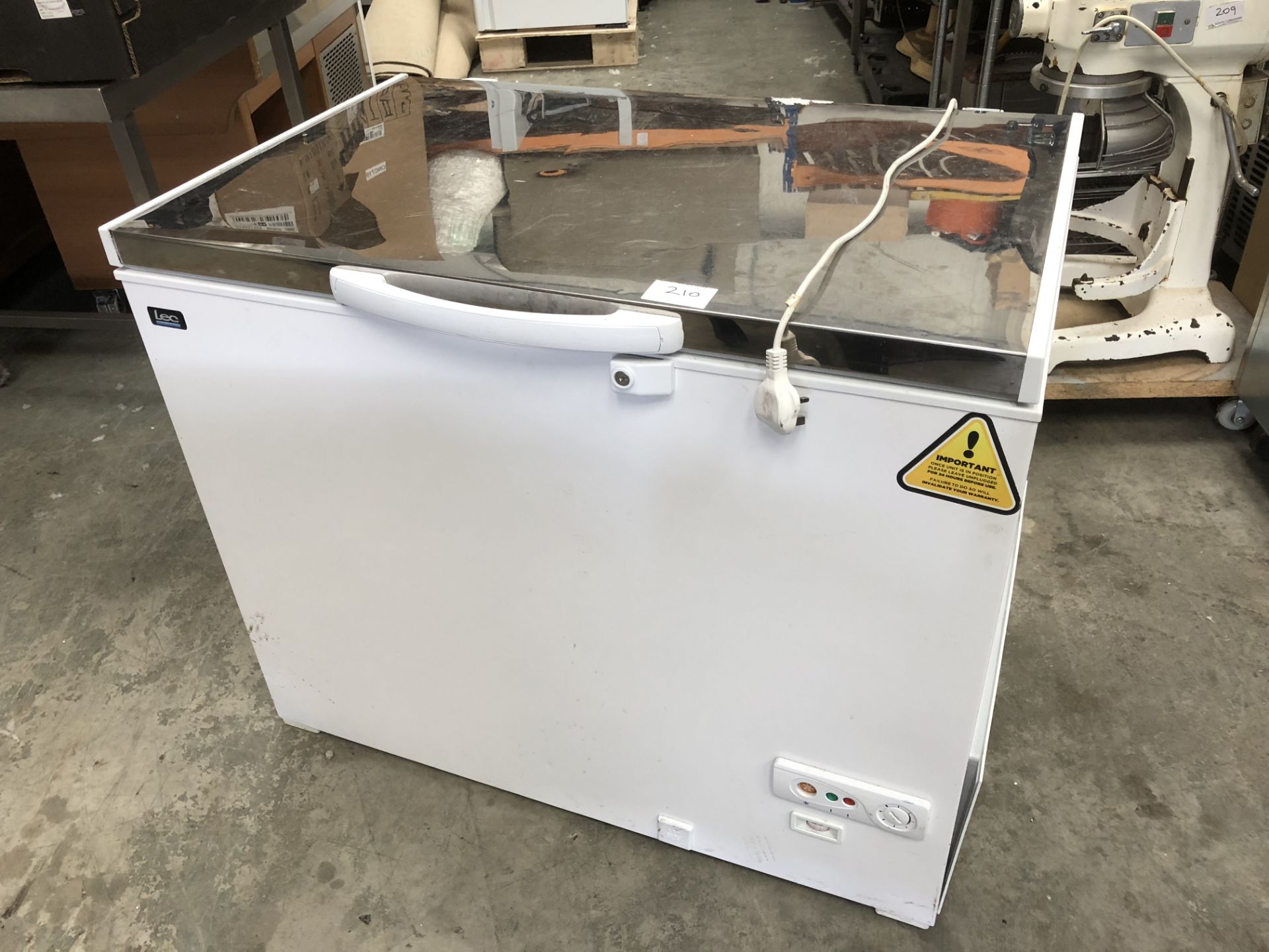 Lec Commercial Chest Freezer with Stainless Steel Top