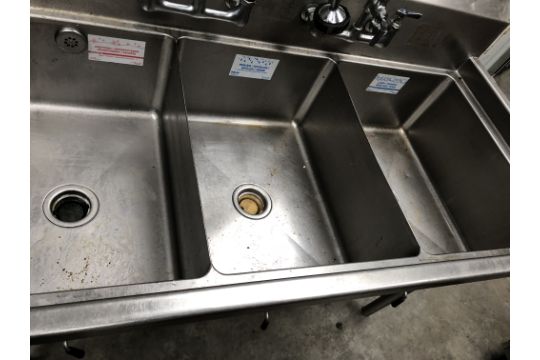 Stainless Steel Triple Sink Unit and Spray Arm - Image 2 of 5