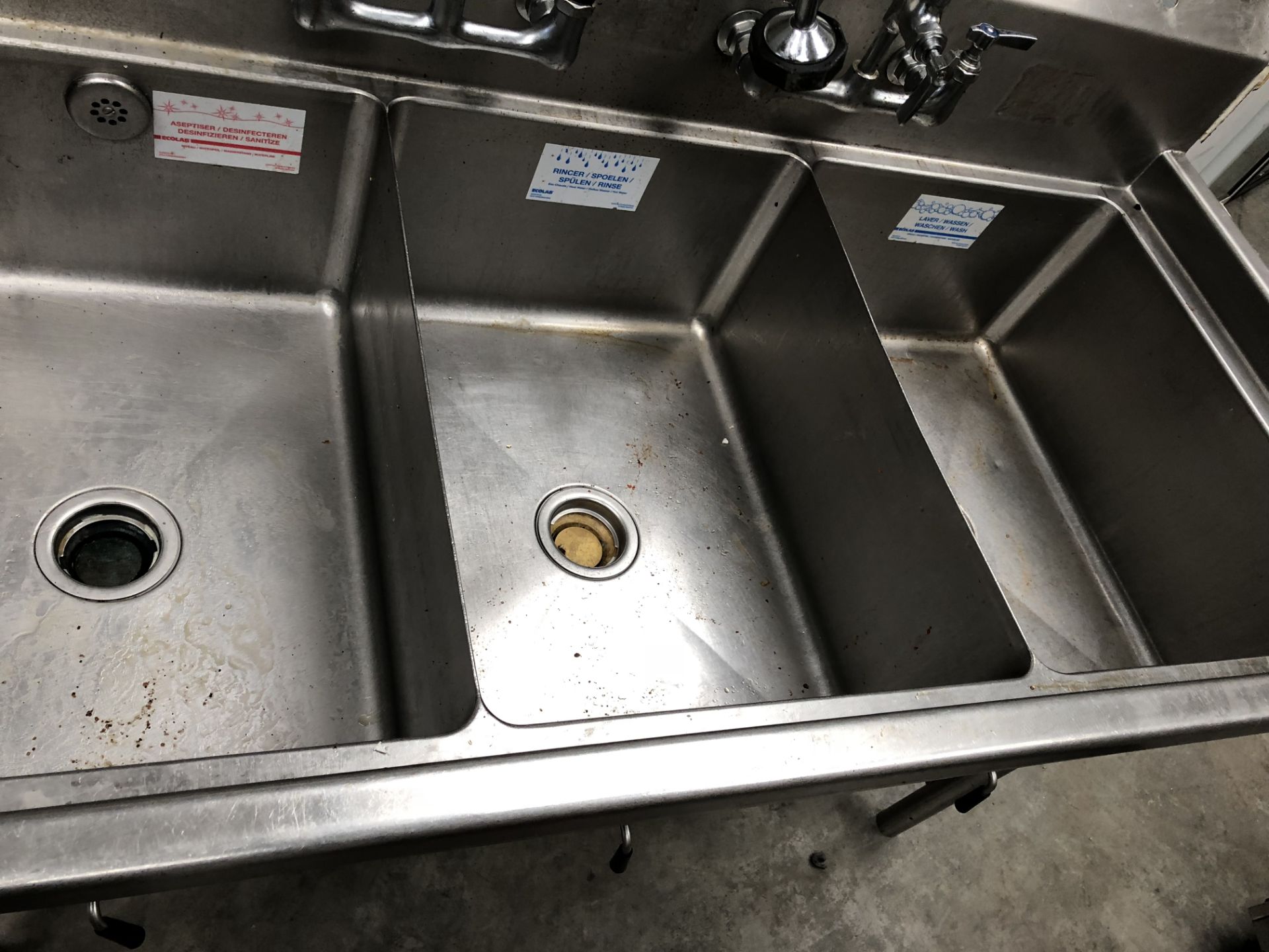 Stainless Steel Triple Sink Unit and Spray Arm - Image 2 of 5