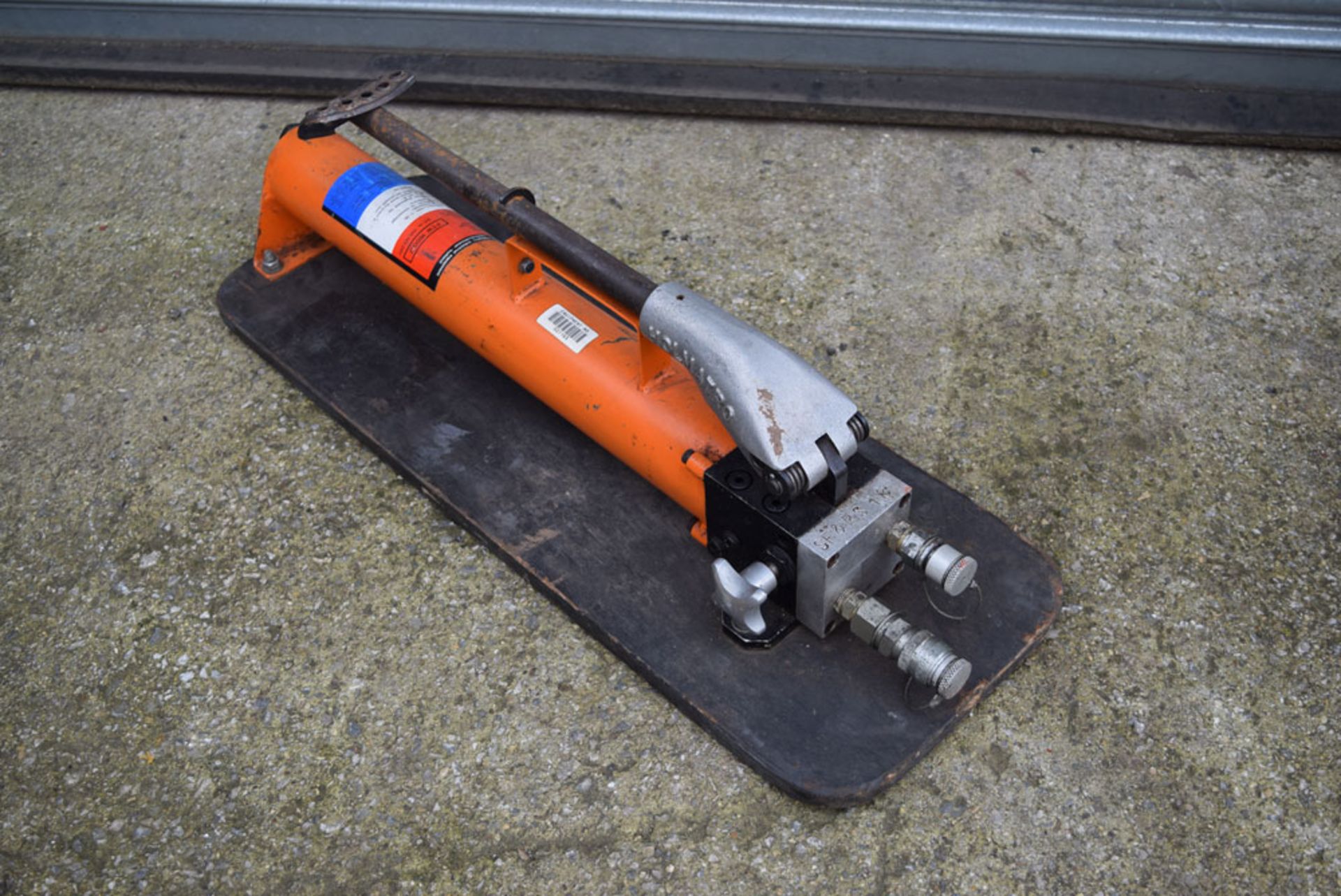 Holmatro Vehicle Rescue Tools Set 1. - Image 6 of 6