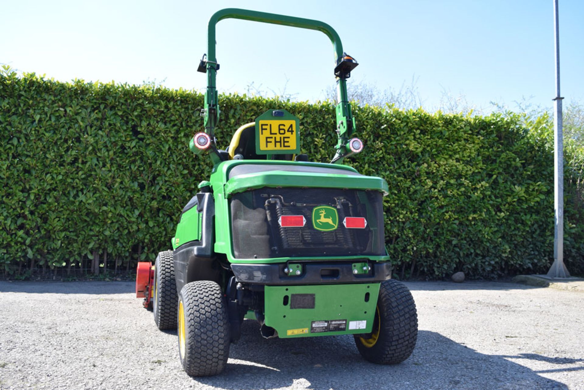 2014 John Deere 1570 TerrainCut 53" Ride On Flail Mower - Image 4 of 7