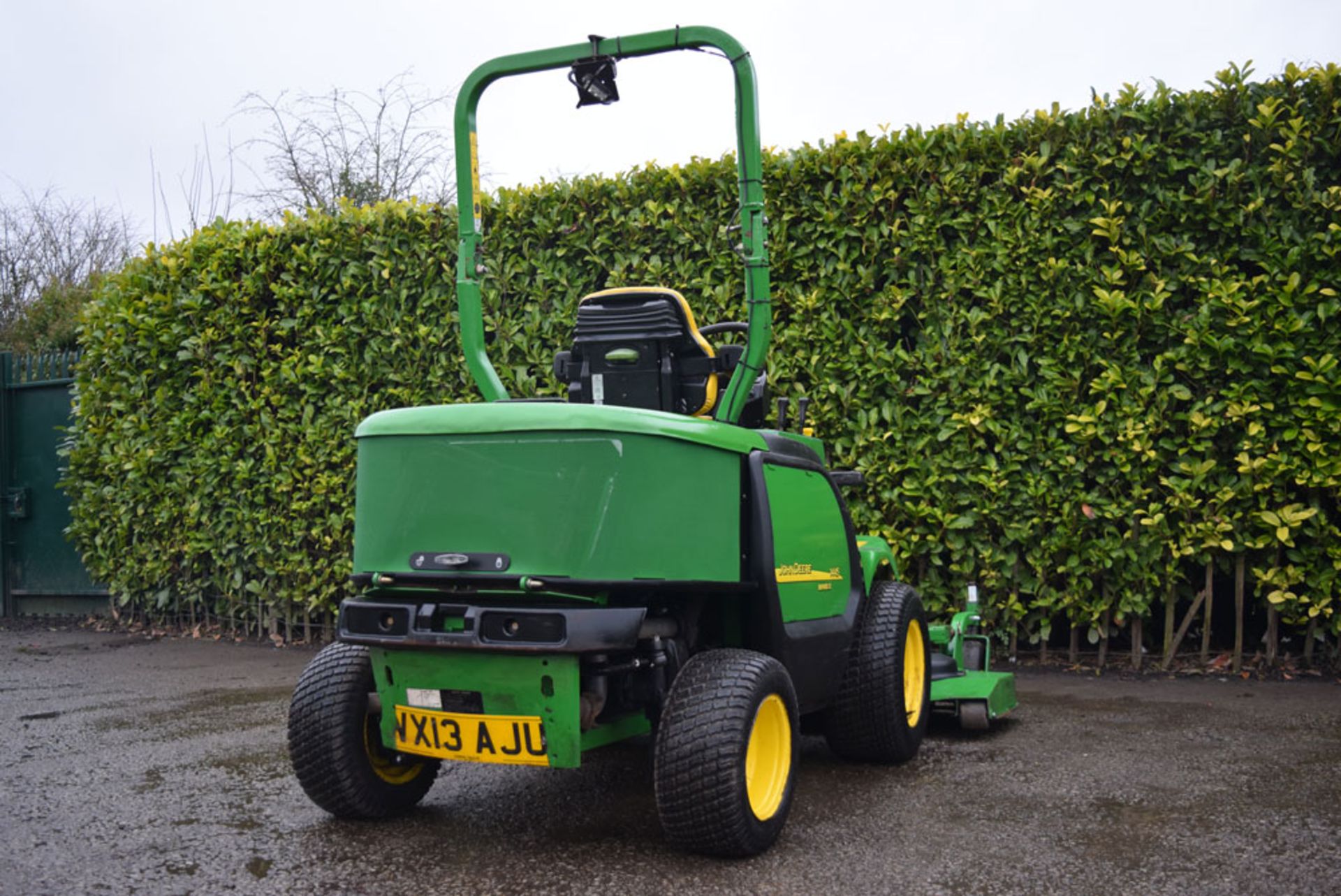 2013 John Deere 1445 Series II 62" Ride On Rotary Mower (1) - Image 4 of 6