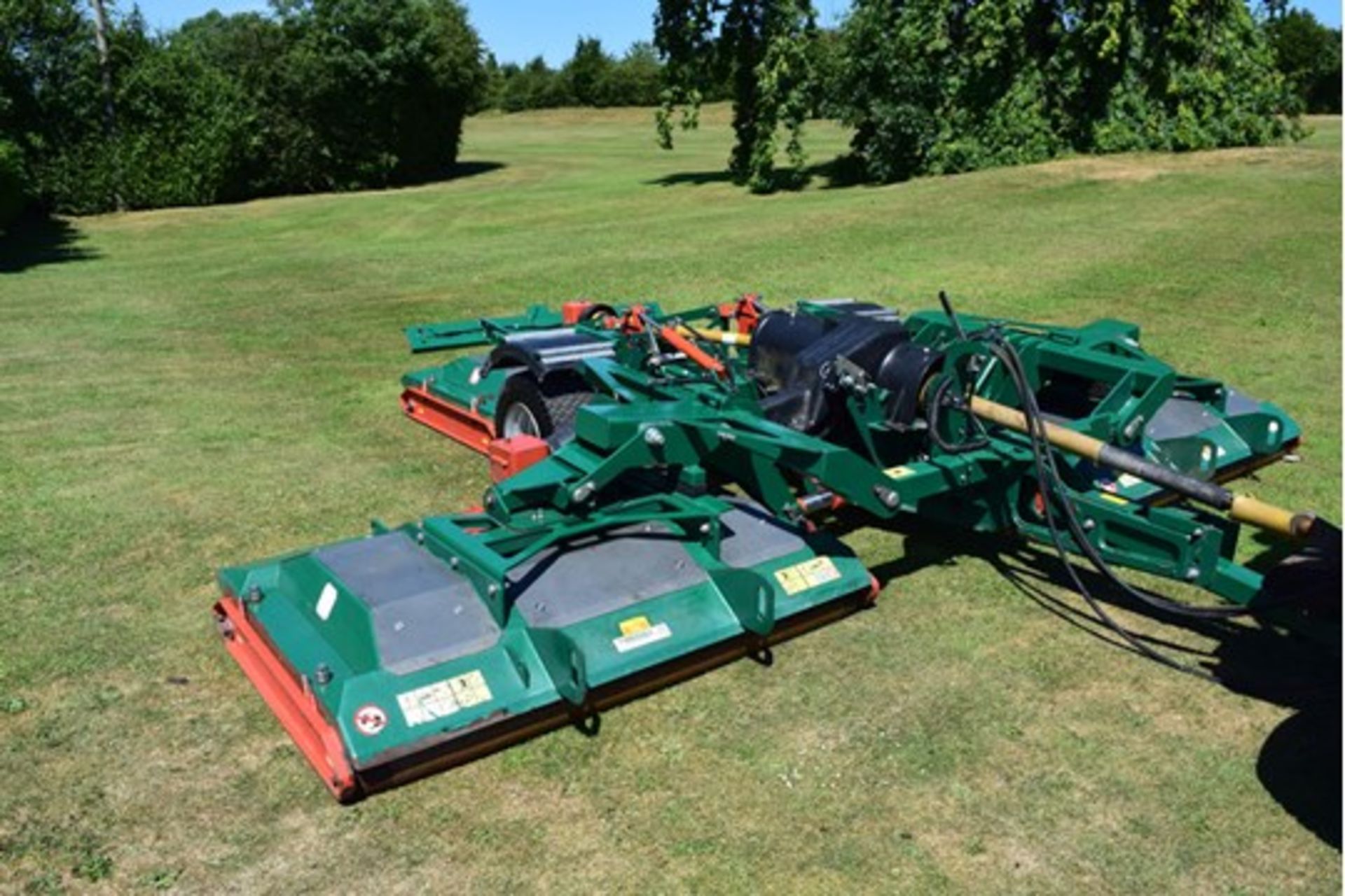 2014 Wessex RMX500 Tri Deck Roller Mower - Image 8 of 12