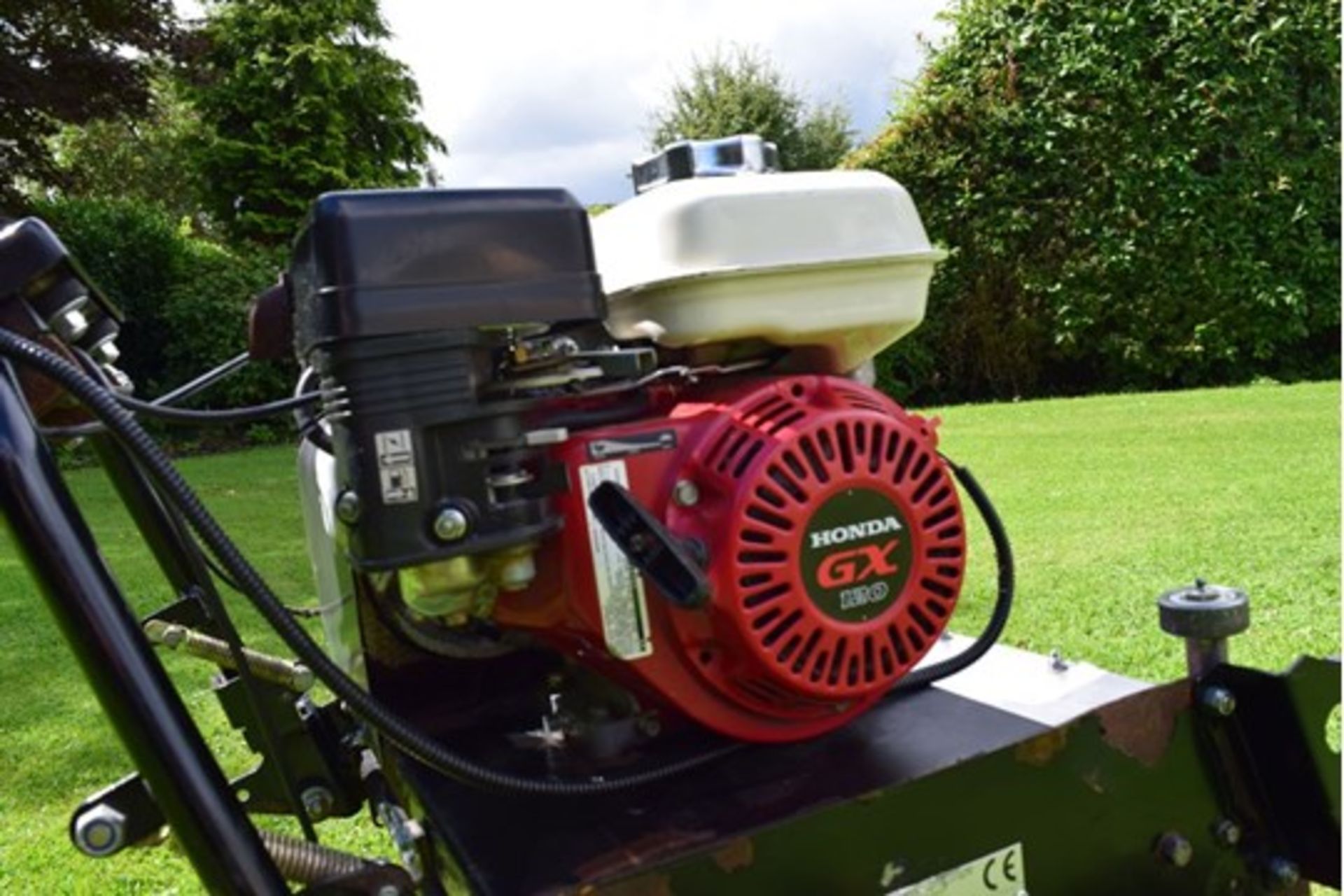 2012 Allett Shaver 20, 10 Blade Cylinder Mower With Grass Box (2) - Image 3 of 8