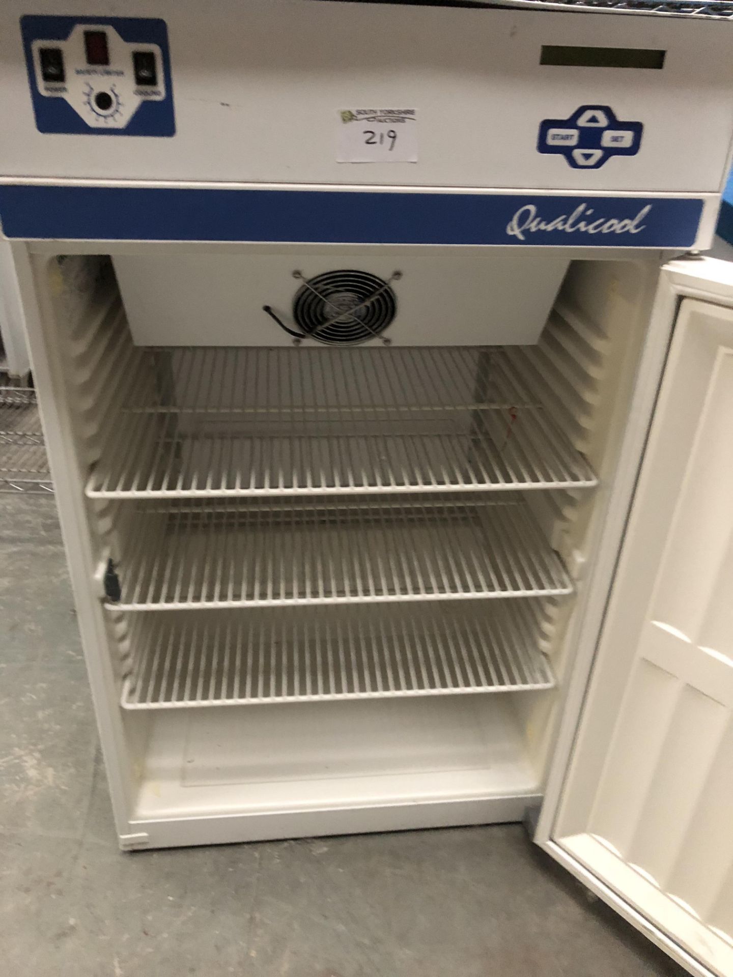 Medical Fridge Working - Image 2 of 2