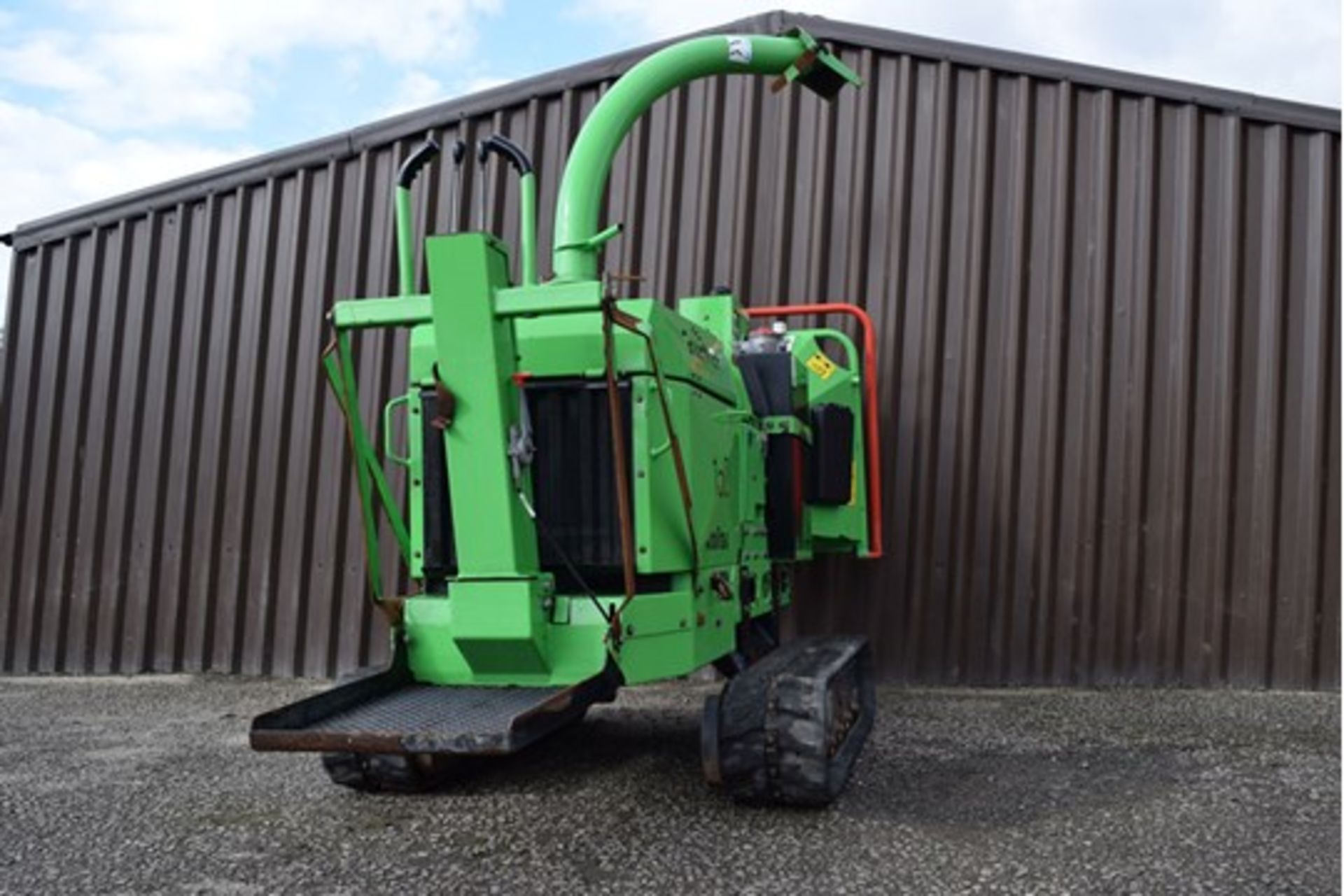 2014 GreenMech ArbTrak 150-35 6" Tracked Chipper - Image 6 of 6