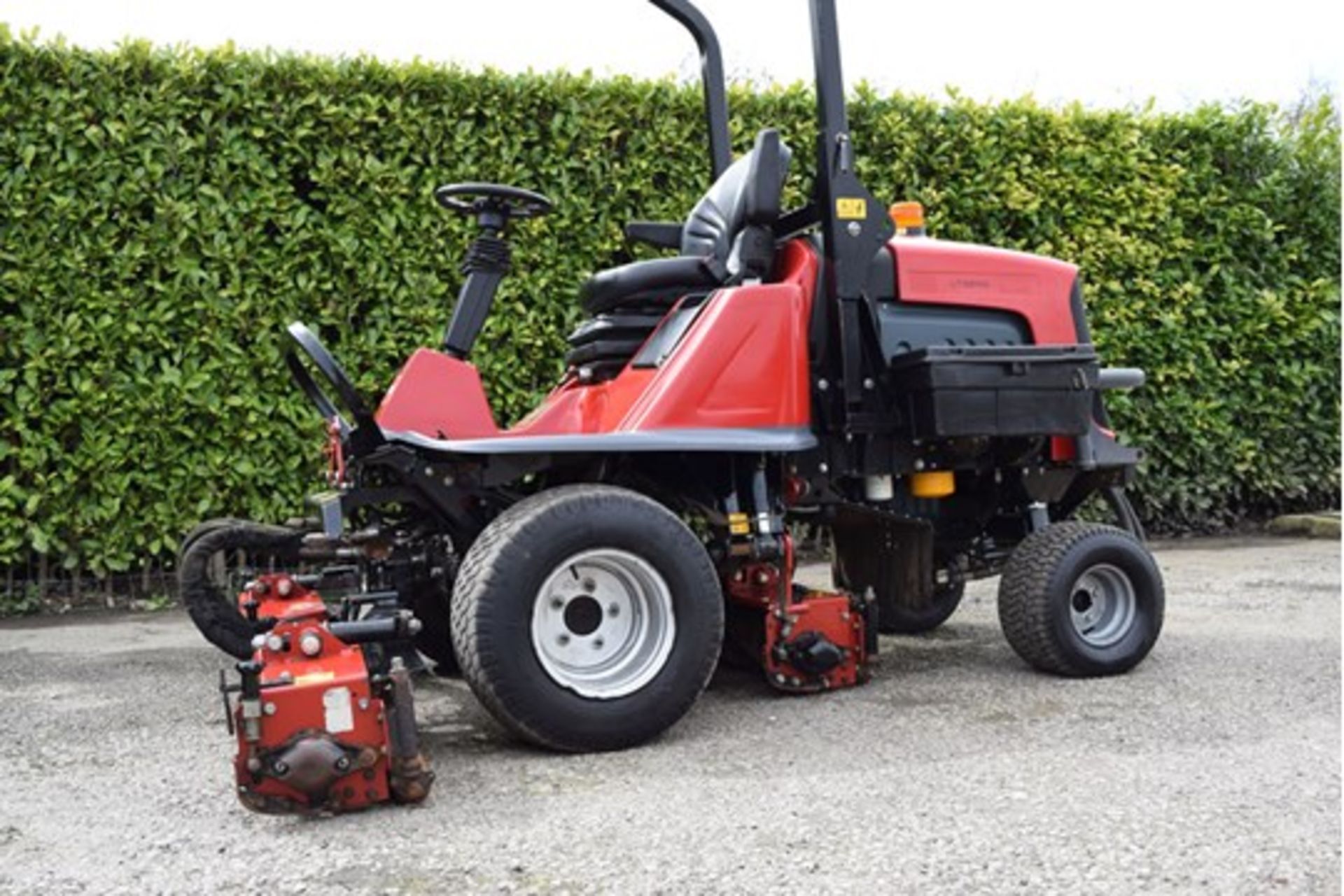 2012 Registered Toro LT3240 Triple Cylinder Mower - Image 12 of 12