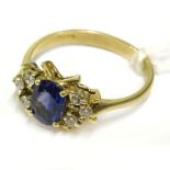 18 CT GOLD SAPPHIRE & DIAMOND RING