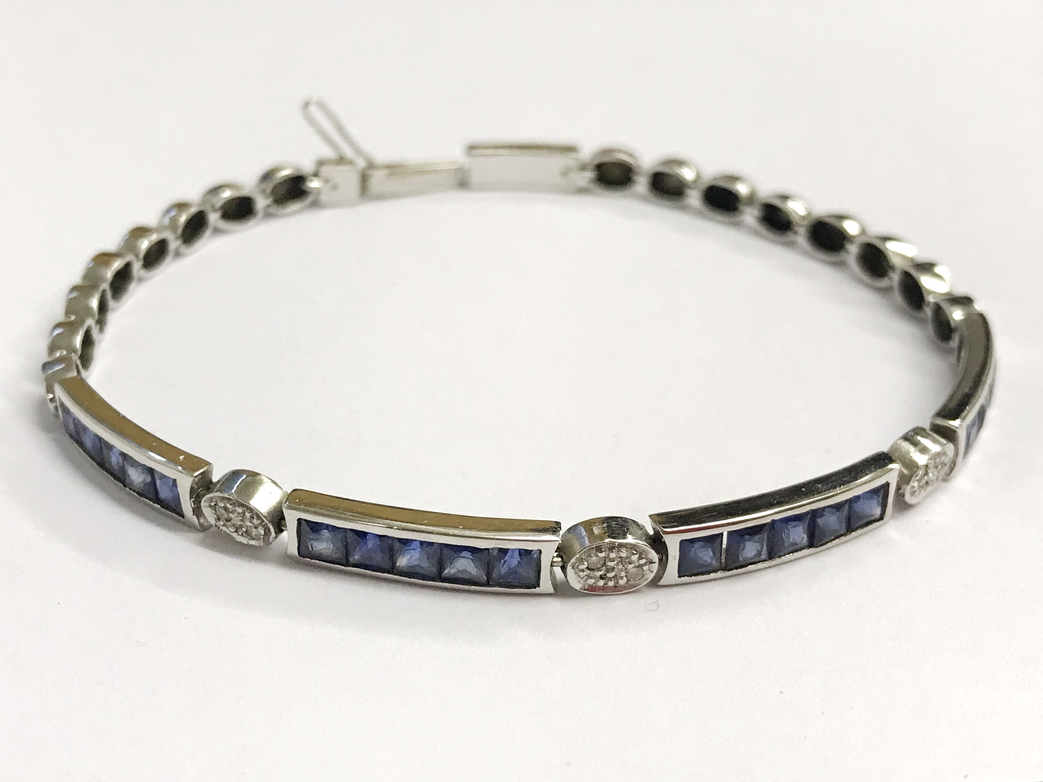 14CT WHITE GOLD GEMSTONE DIAMOND BRACELET app. 7" long