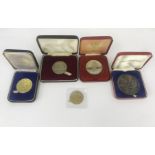 COLLECTION OF MIXED SILVER & BRONZE MEDALS
