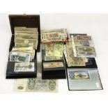 COLLECTION OF MIXED BANKNOTES