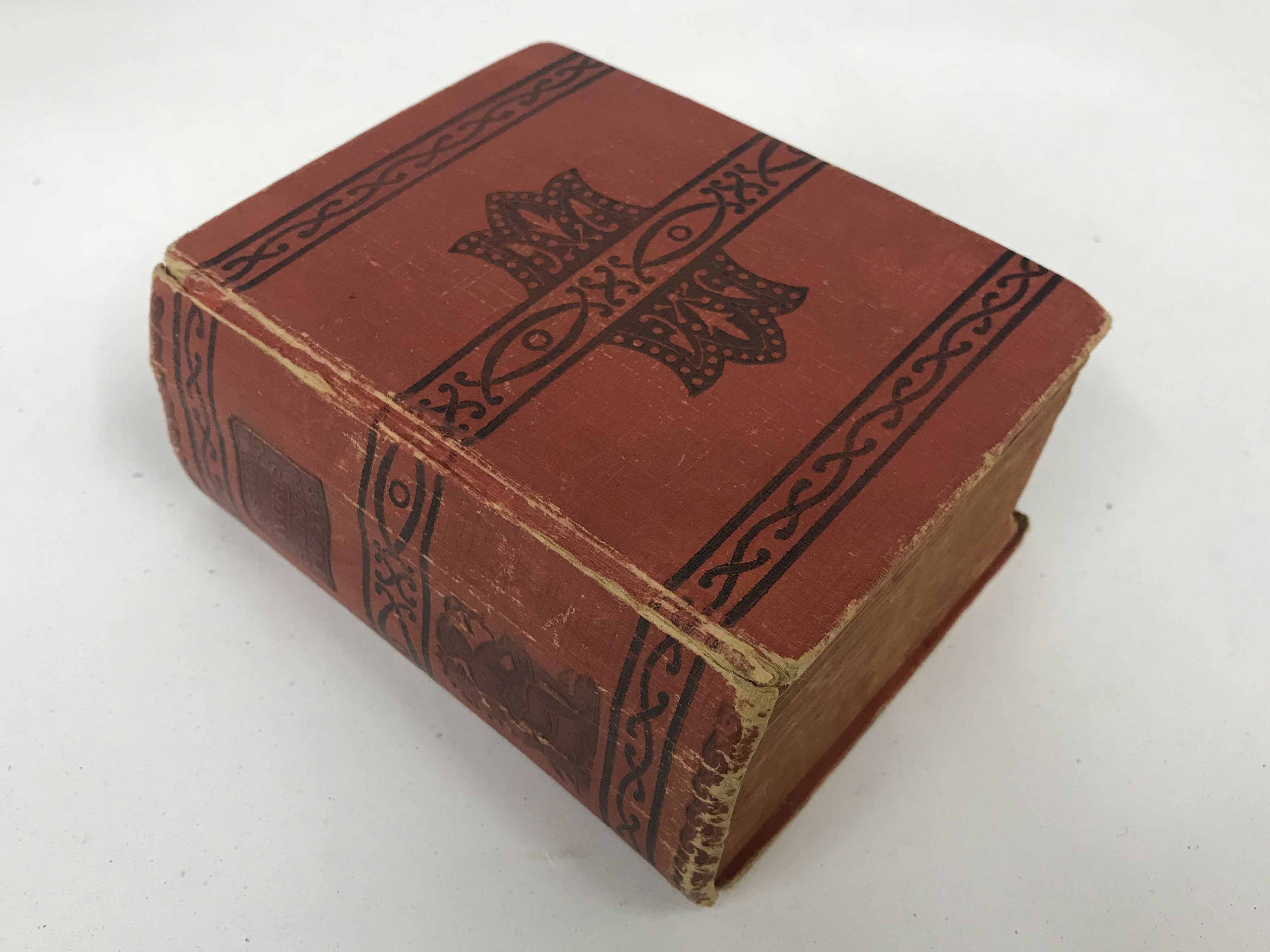 TWO DIFFERENT EDITIONS OF THE WORKS OF ARISTOTLE, FAMILY PHYSICIAN - Image 8 of 13