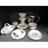 A selection of vintage ceramics including Wedgwood old country roses etc