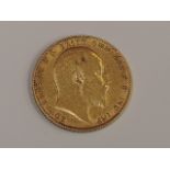 A gold United Kingdom Edward VII 1903 gold sovereign