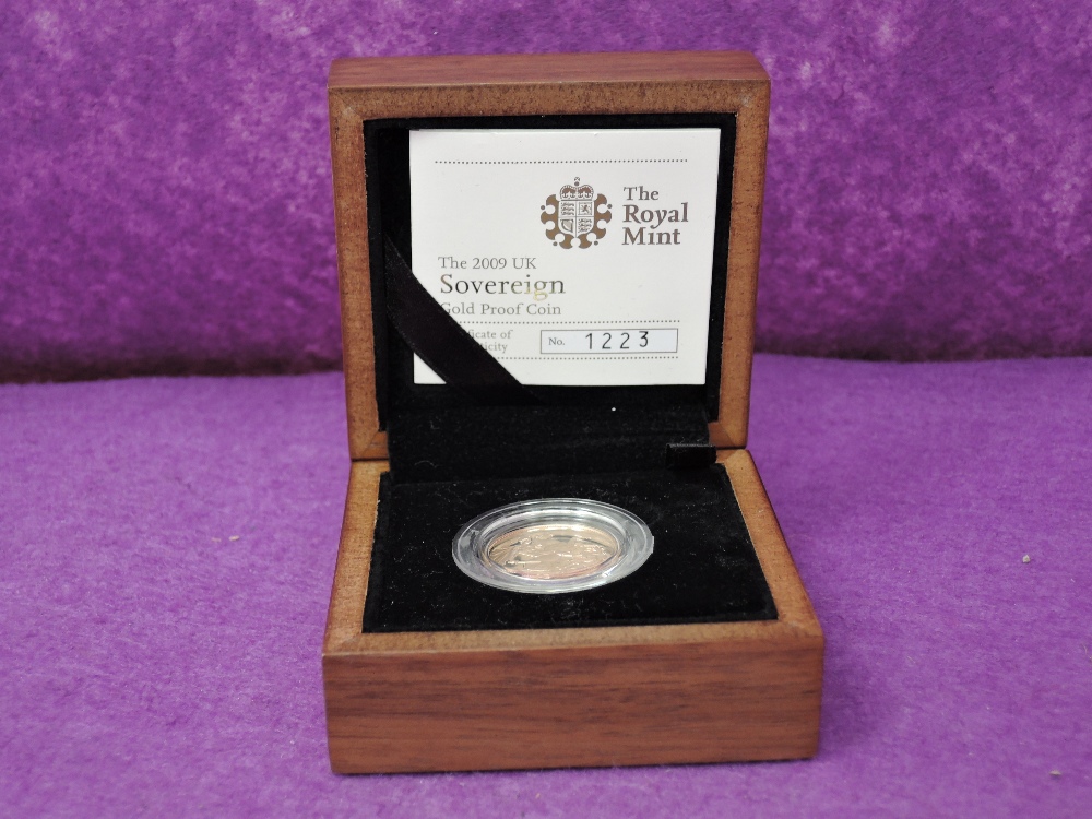 A gold 2009 United Kingdom Elizabeth II proof Sovereign, in case with certificate