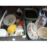 Two boxes of vintage kitchen items including Melaware Melmex