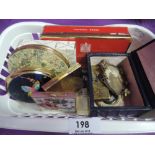A selection of vintage powder compacts, handbag mirrors and manicure set etc